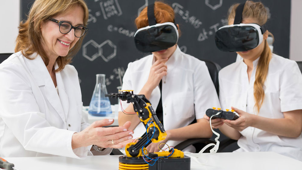Eğitimde VR Kullanımı Sanal Gerçeklikle Tarih Dersleri (3)